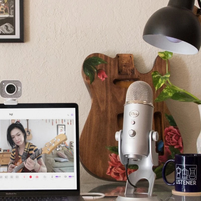 Logitech Blue Yeti Condenser Microphone Professional Microphone Karaoke Recording Computer Mobile Game Live Broadcast Blue Yeti